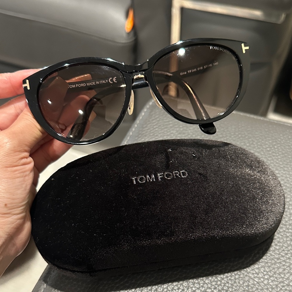 Tom Ford Black Cat-Eye Women's Sunglasses